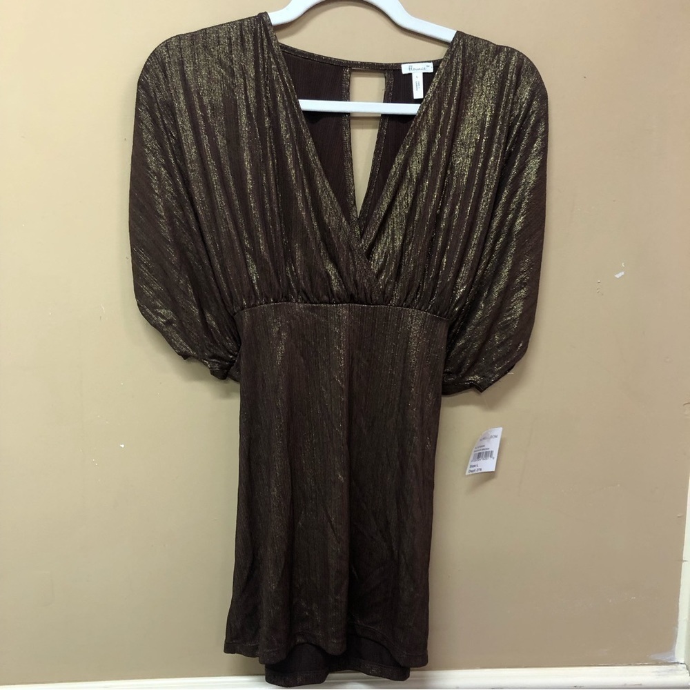 Flounce Dressy Blouse Brown and Gold Size L NWT